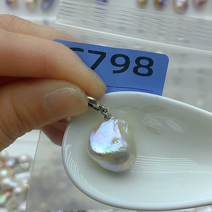 淡水珍珠颈饰未镶嵌