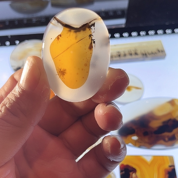 玛瑙/玉髓未镶嵌吊坠(不含链)