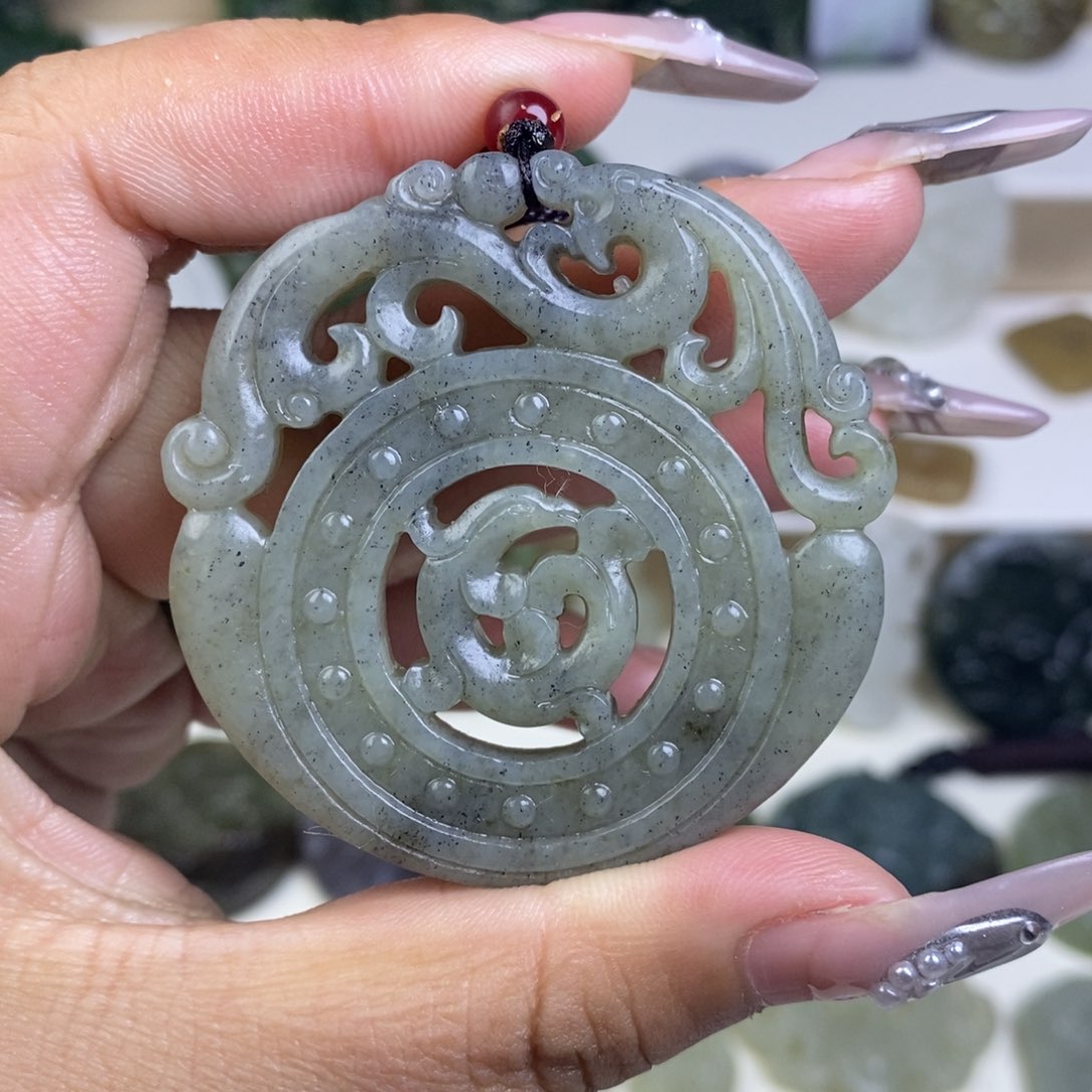 和田玉吊坠未镶嵌