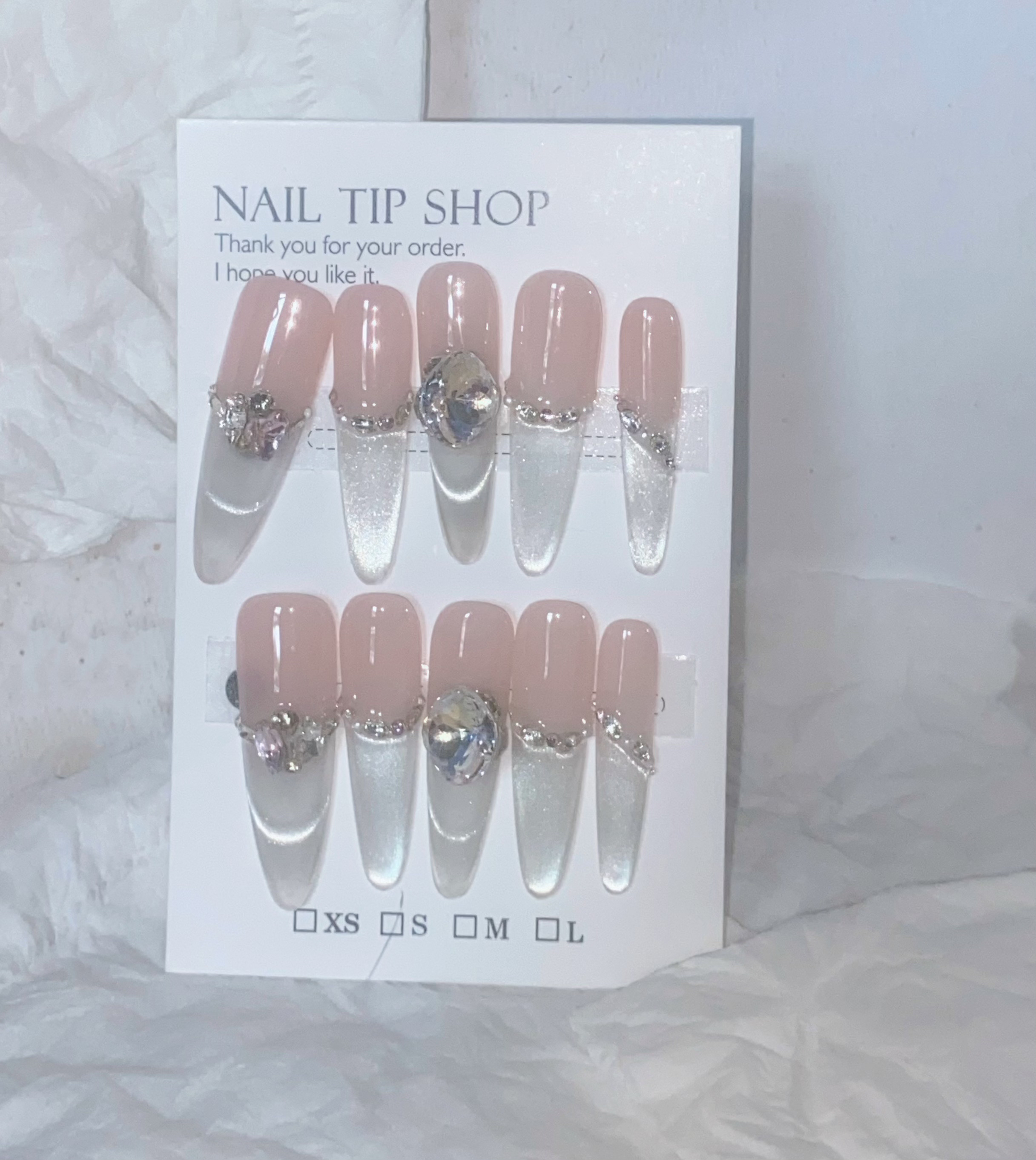 【清冷碎星】纯手工法式微笑猫眼穿戴甲穿戴甲红色