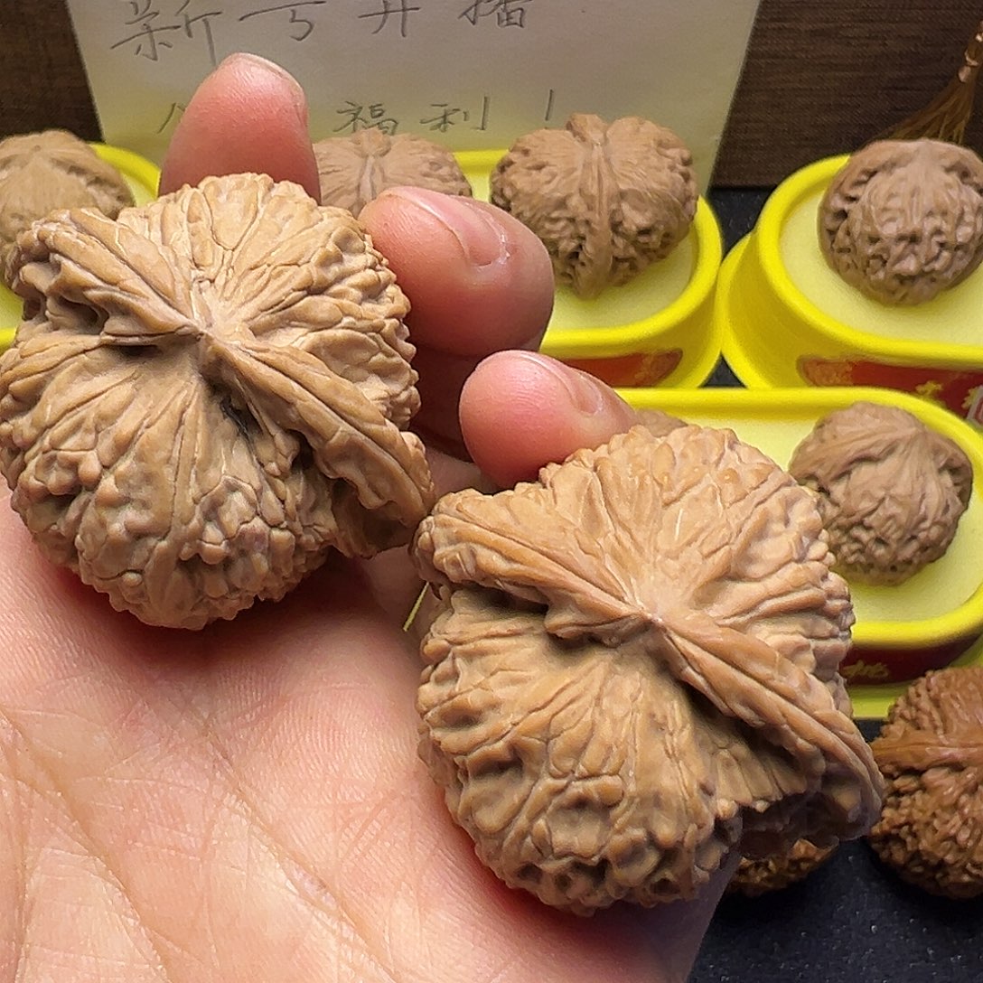 吊坠文玩核桃白狮子44