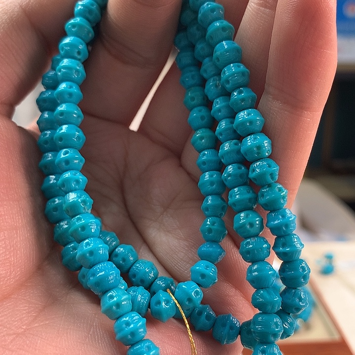 绿松石未镶嵌珠宝奇石