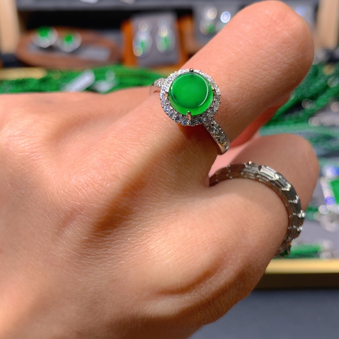 翡翠戒指未镶嵌天然翡翠