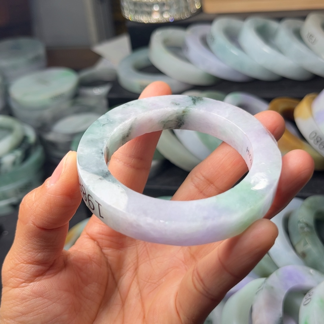 定制翡翠手镯未镶嵌