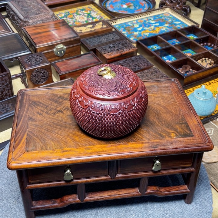 紫檀木类成套家具