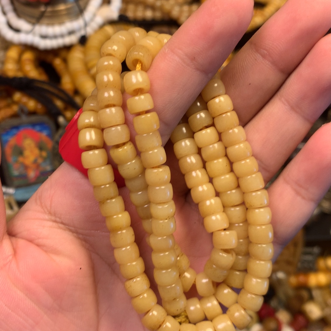 泥塑娘啦擦擦骰子