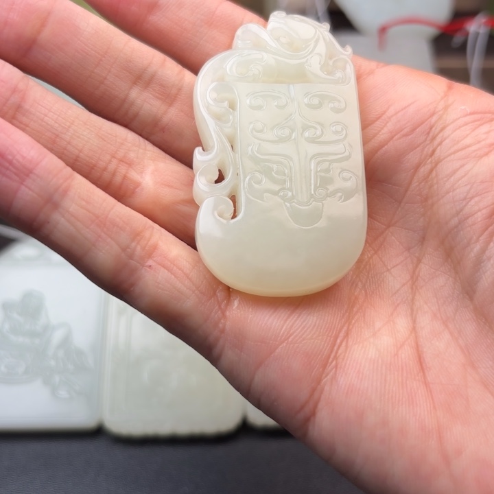 粮***鼠和田玉未镶嵌挂件