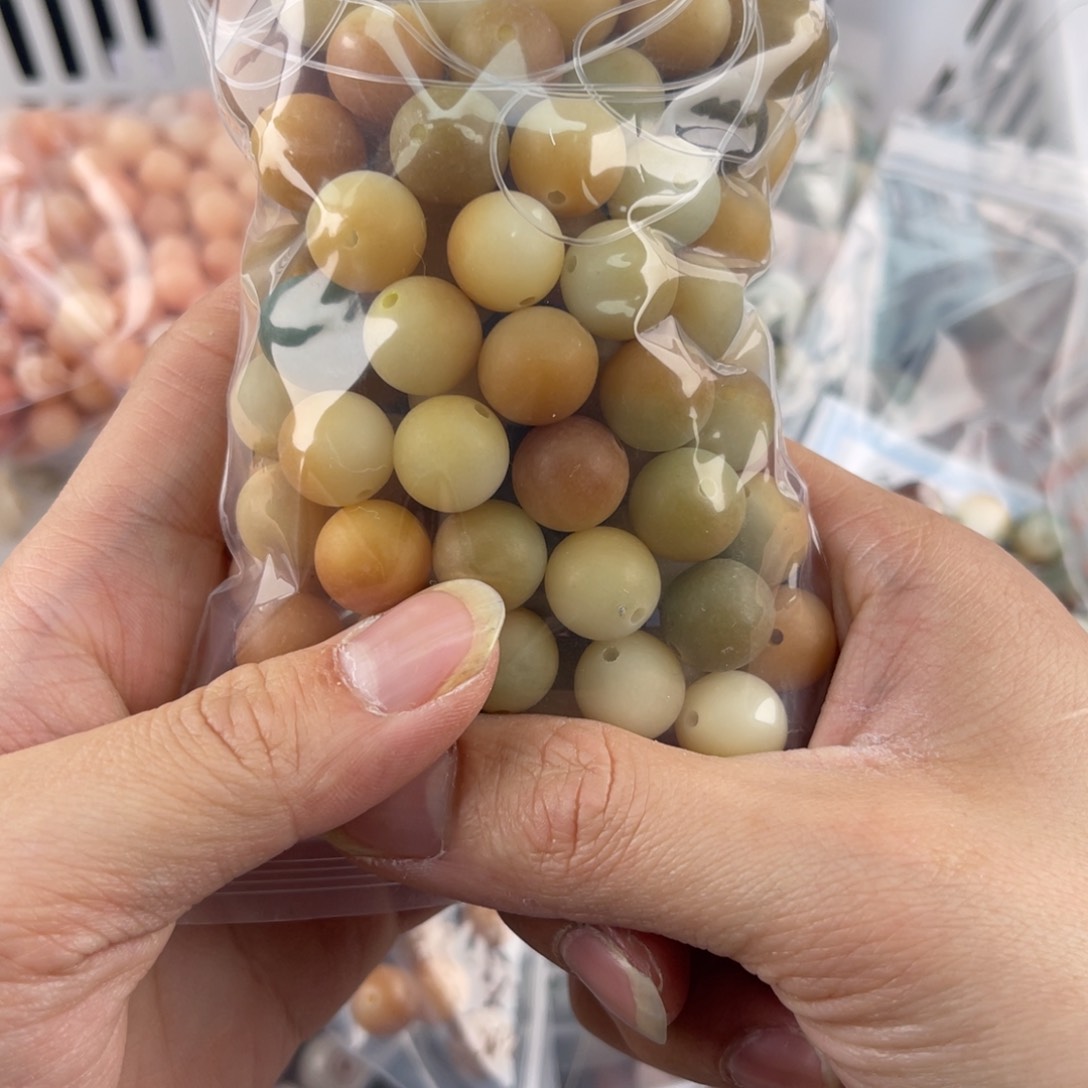 白玉菩提吊坠z12mm 80克锅底