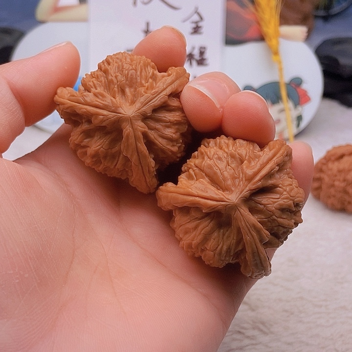 吊坠文玩核桃闯**湖三棱