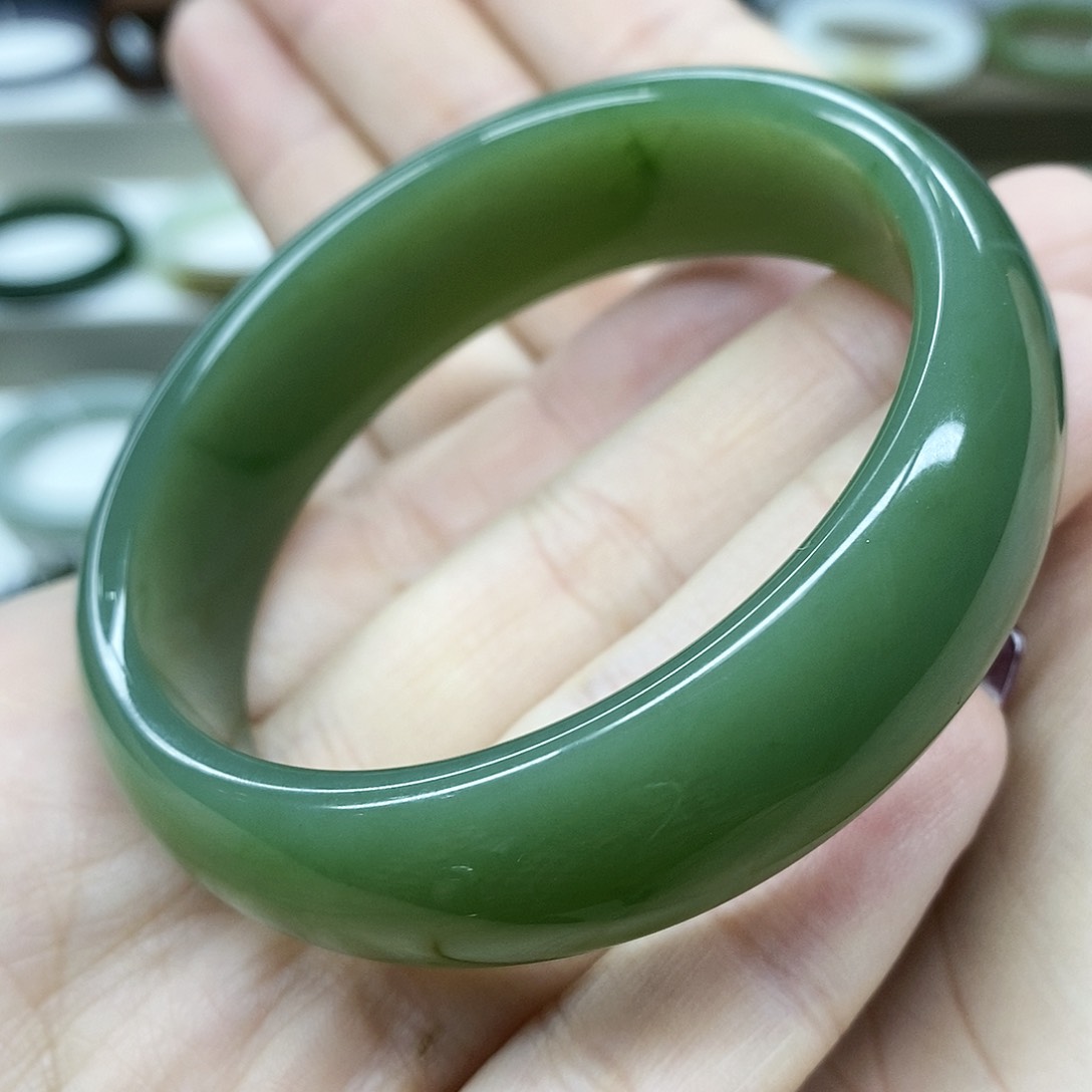 【闪购商品】和田玉（碧玉）手镯未镶嵌滴**音