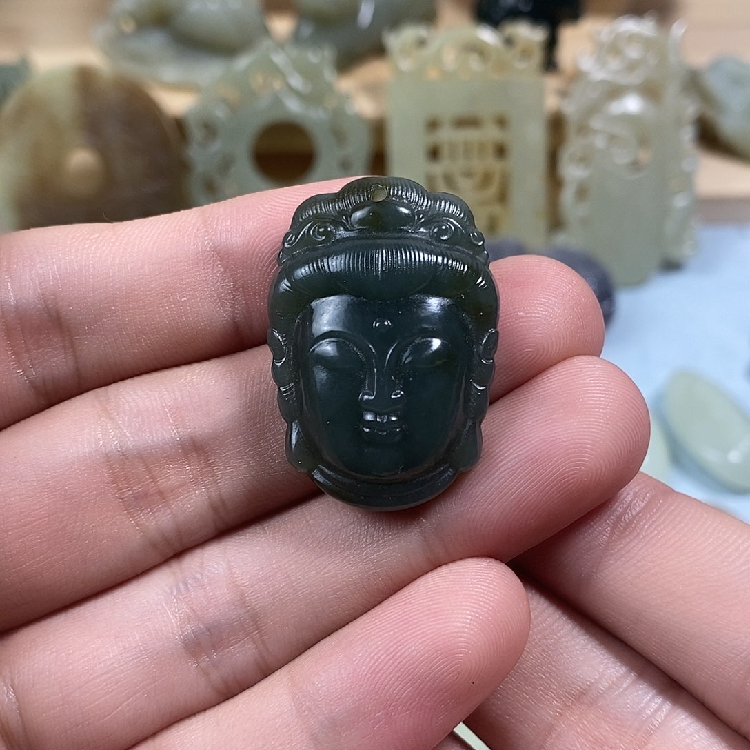 和田玉未镶嵌挂件