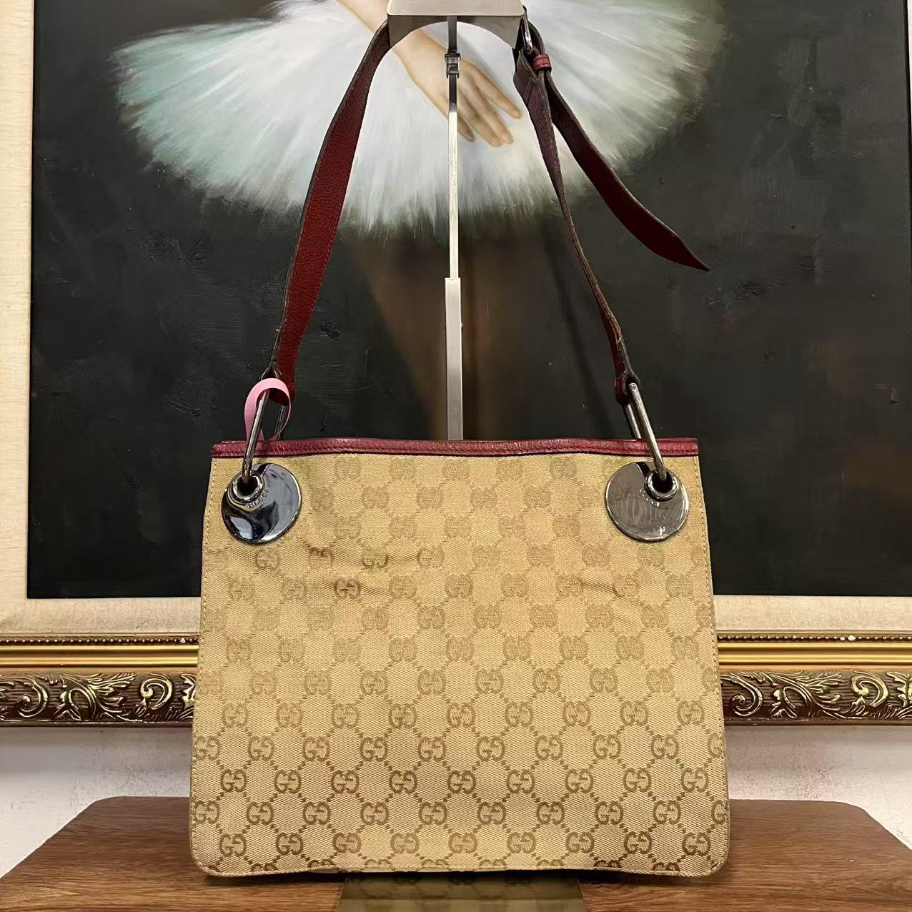 95新  gucci经典斜挎包/000686