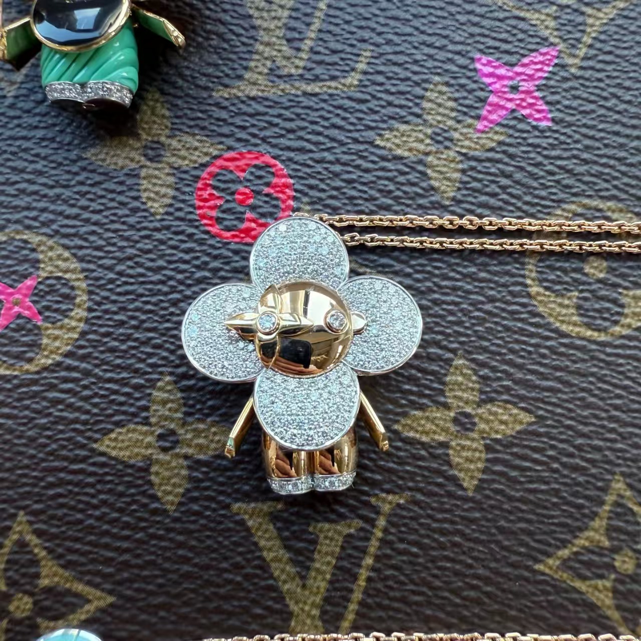 未使用 LouisVuitton/路易威登 lv 高珠 vivienne 密镶钻 项链