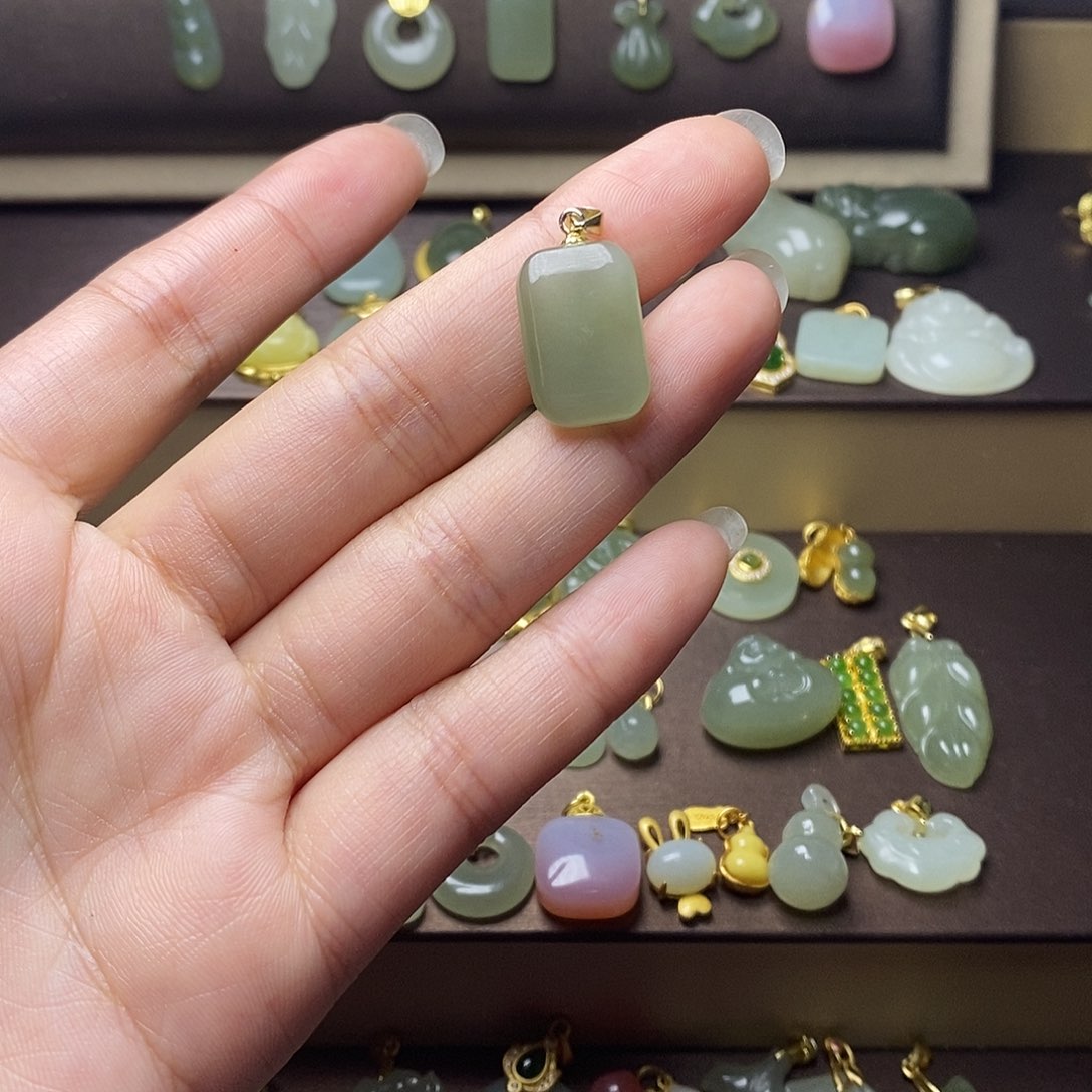 和田玉颈饰银S925镶嵌