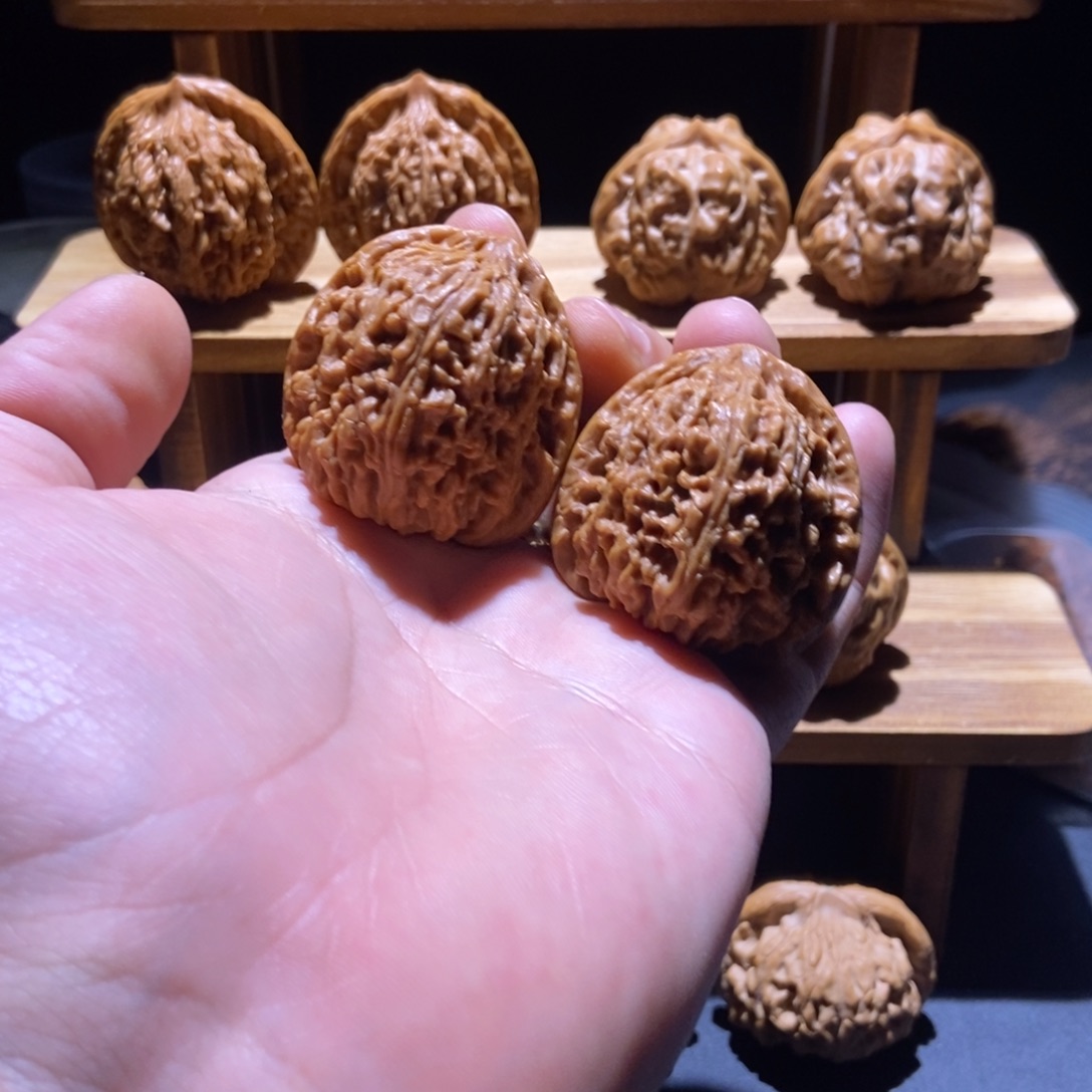 文玩核桃吊坠南疆39大团圆