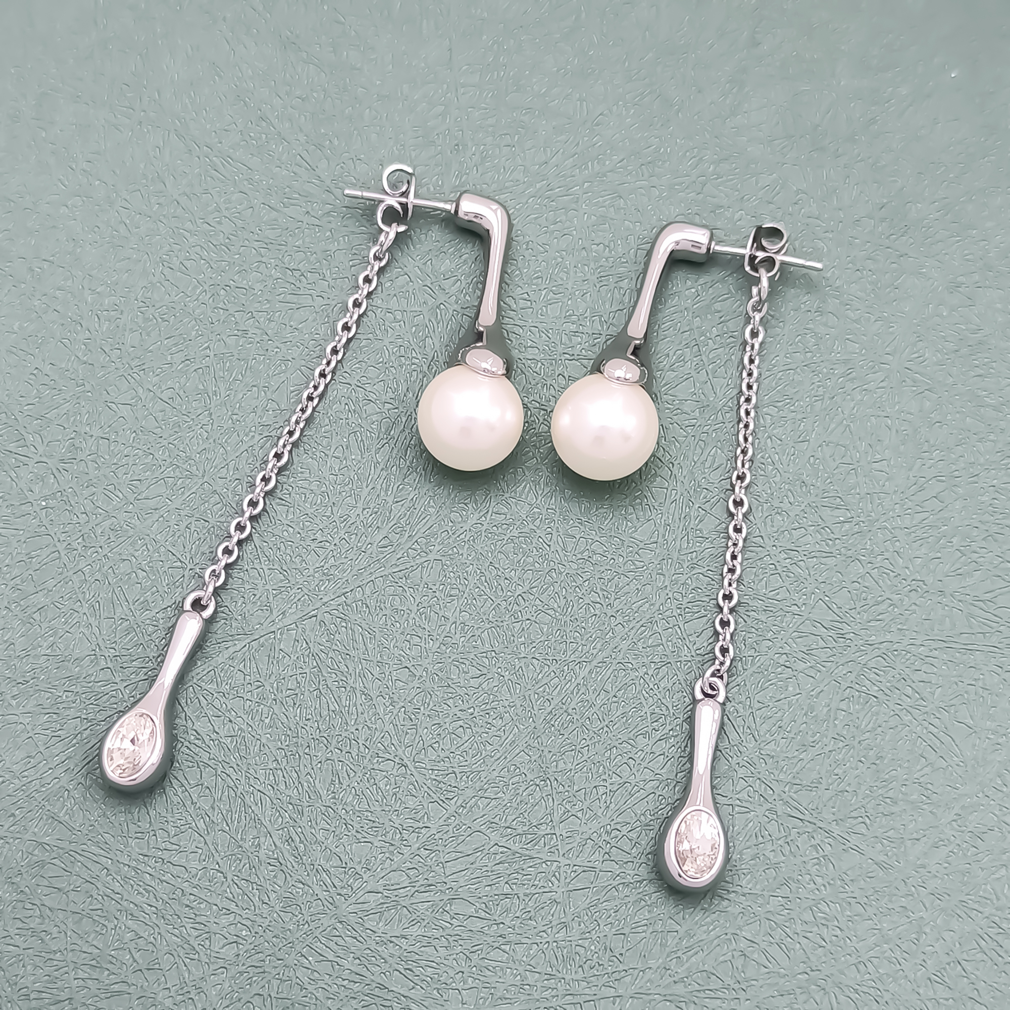 铜合金合成锆石耳饰 VWVB-009984【碎光织梦】耳饰精致简约百搭