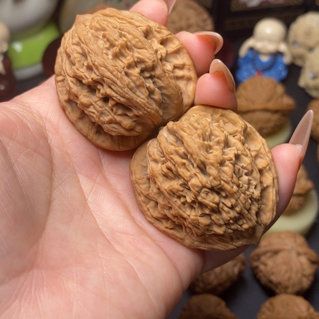 文玩核桃把件全品麦穗虎头42.5