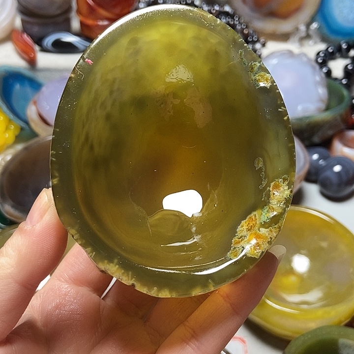 萨***贝玛瑙/玉髓未镶嵌珠宝奇石