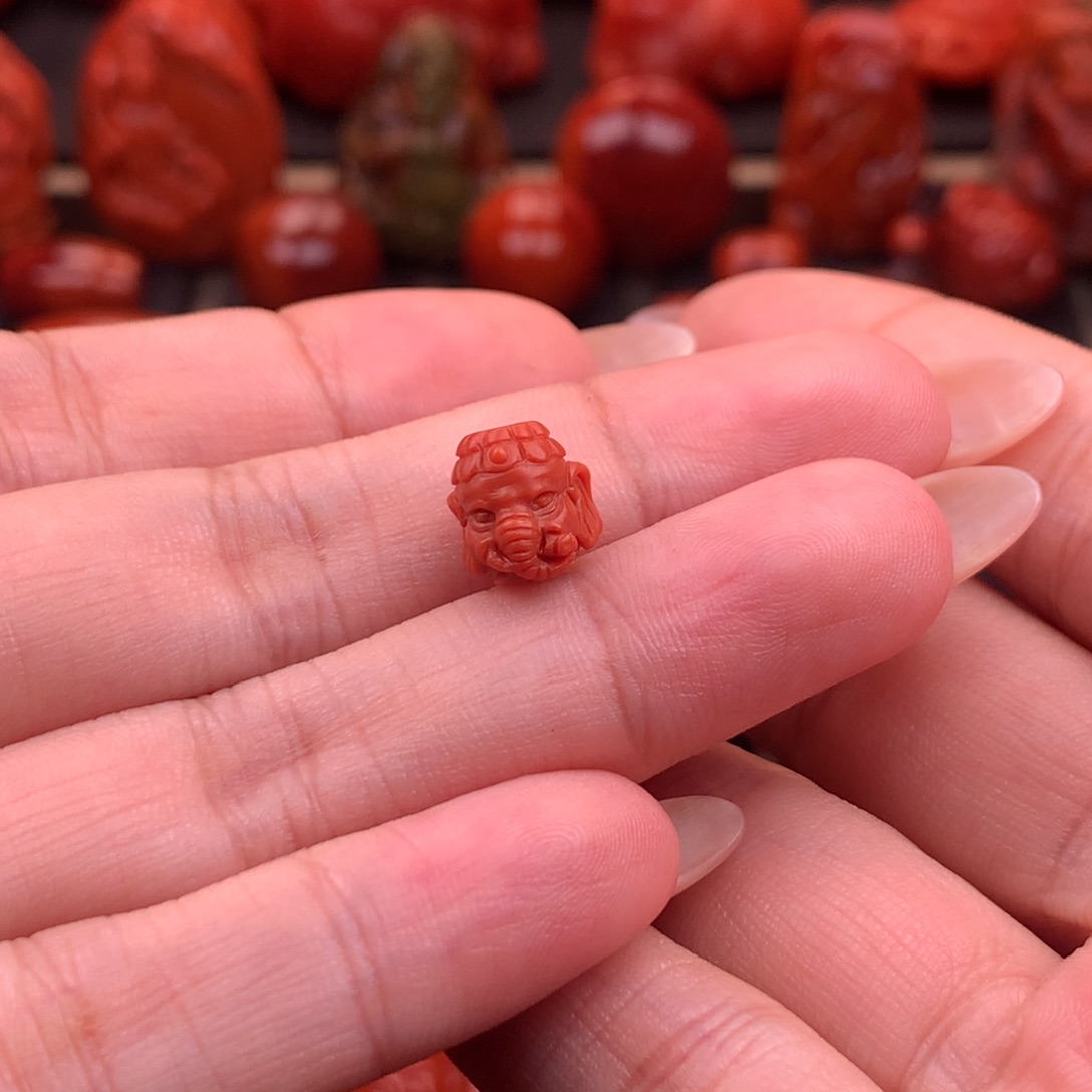 南红玛瑙川料原矿精工象神9.3mm未镶嵌