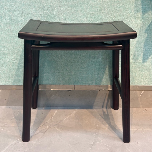 43-30-45茂芽实木黑酸枝弯面凳椅子餐厅方凳板凳家用榫卯马鞍凳子