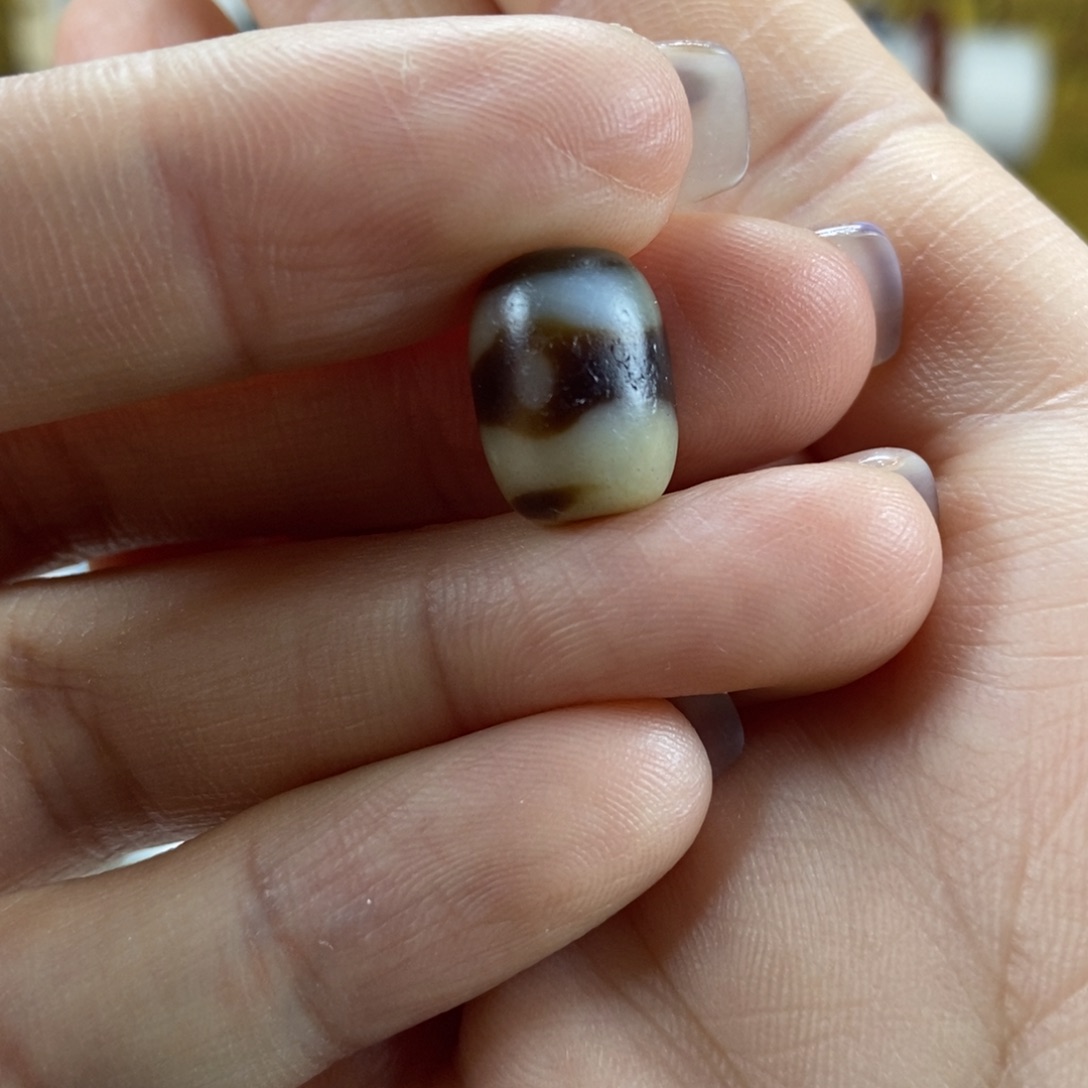 玛瑙/玉髓三眼未镶嵌