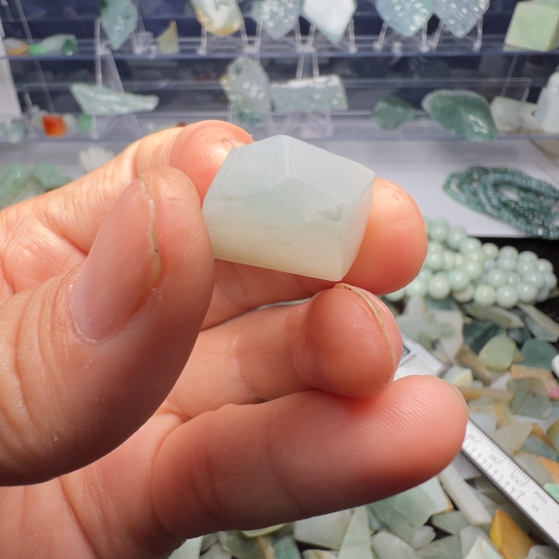 翡翠裸石缅甸翡翠A货