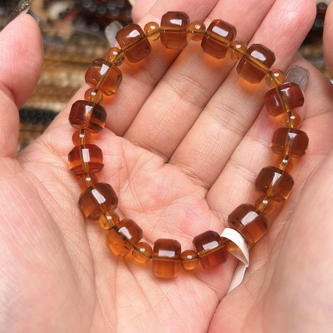 琥珀未镶嵌裸石抚顺琥珀10651十