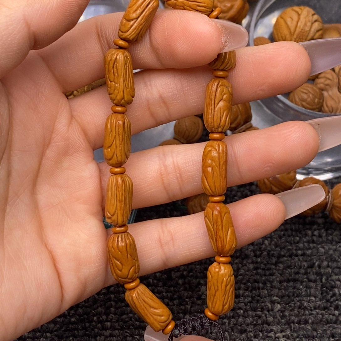 秦岭山脉龙纹桃核 13