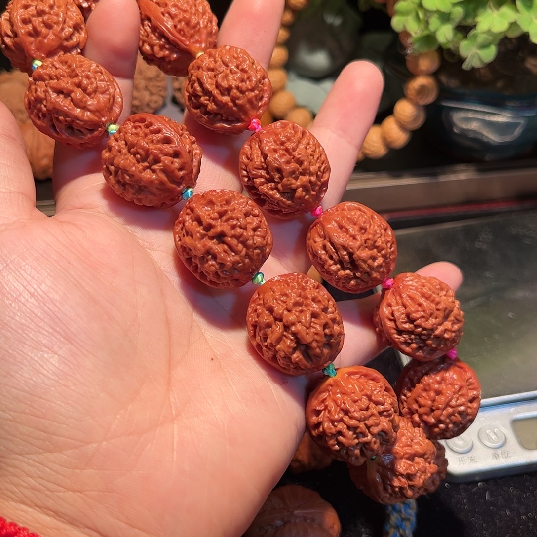 【闪购商品】文玩核桃把件鳄鱼背