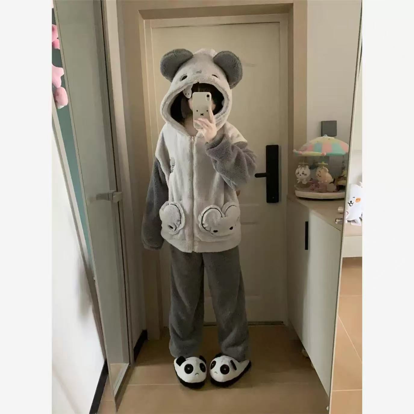 连帽朋克小鼠睡衣女秋冬新款加厚毛绒保暖可爱动漫耐脏居家服