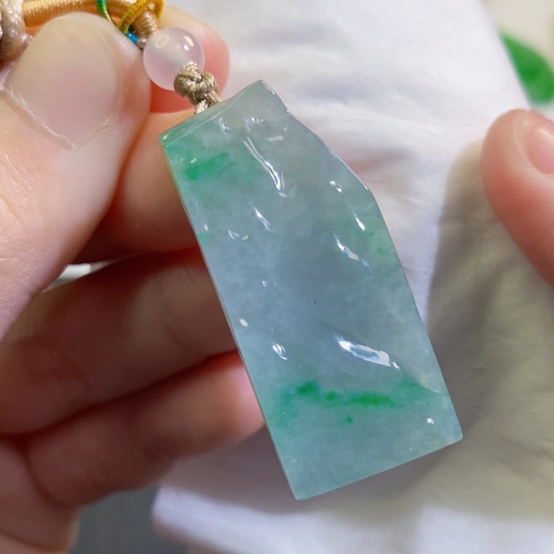 【闪购商品】翡翠吊坠(不含链)未镶嵌3805