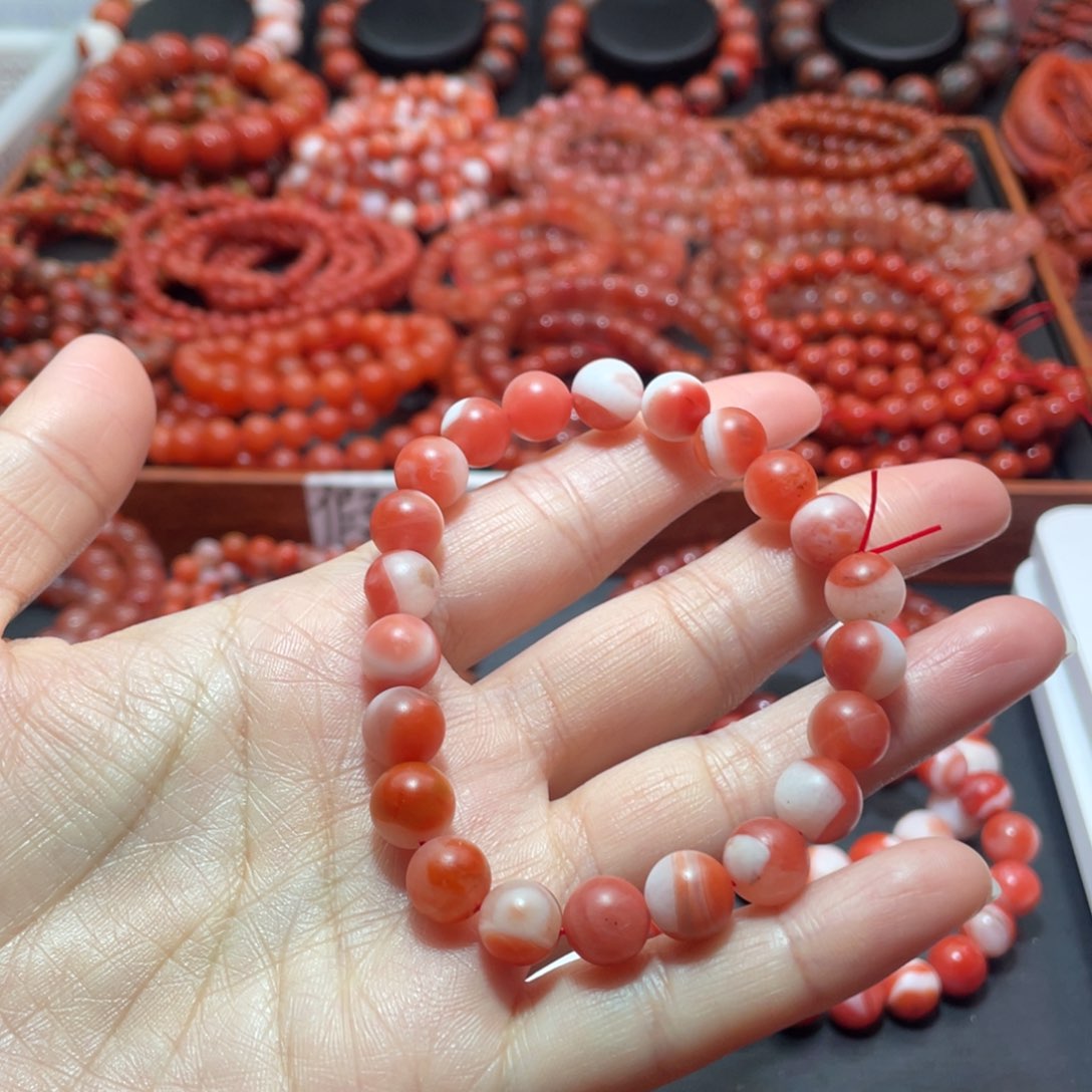 南红玛瑙手链未镶嵌