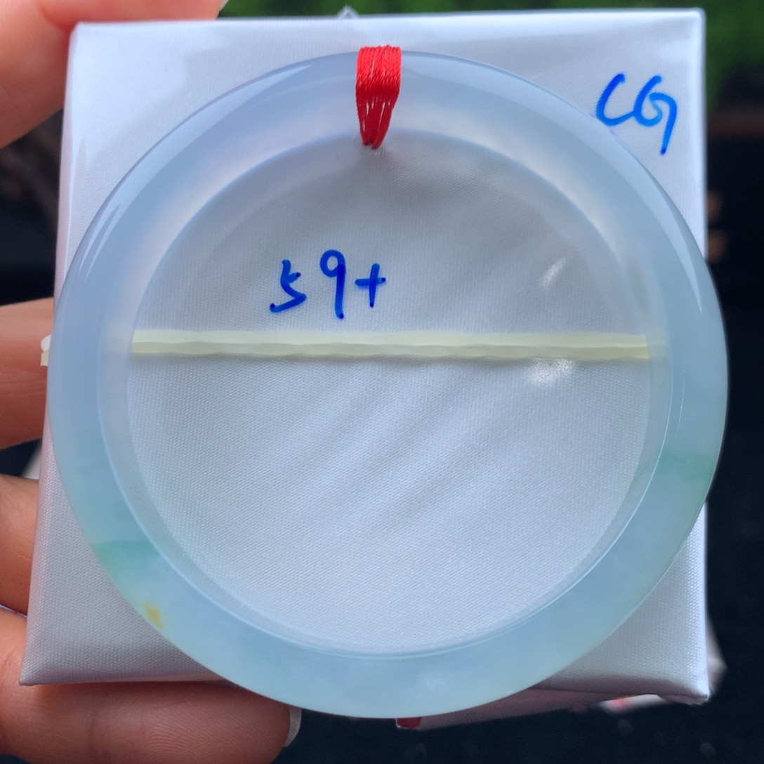 翡翠手镯未镶嵌手镯