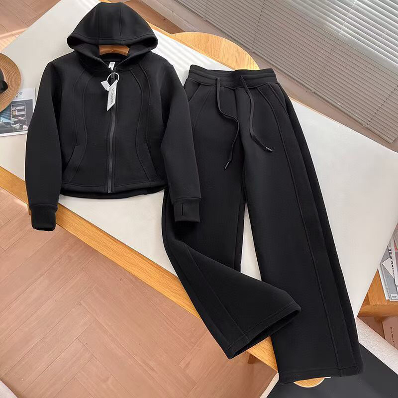 新款连帽加绒卫衣套装女外套配高腰阔腿裤显瘦保暖休闲秋冬慕斯绒