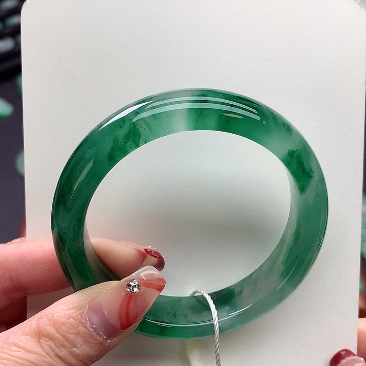 石英质玉手镯未镶嵌富*