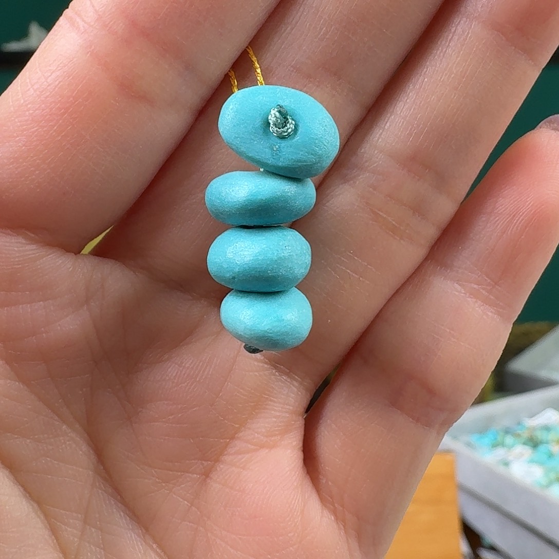 绿松石未镶嵌珠宝奇石