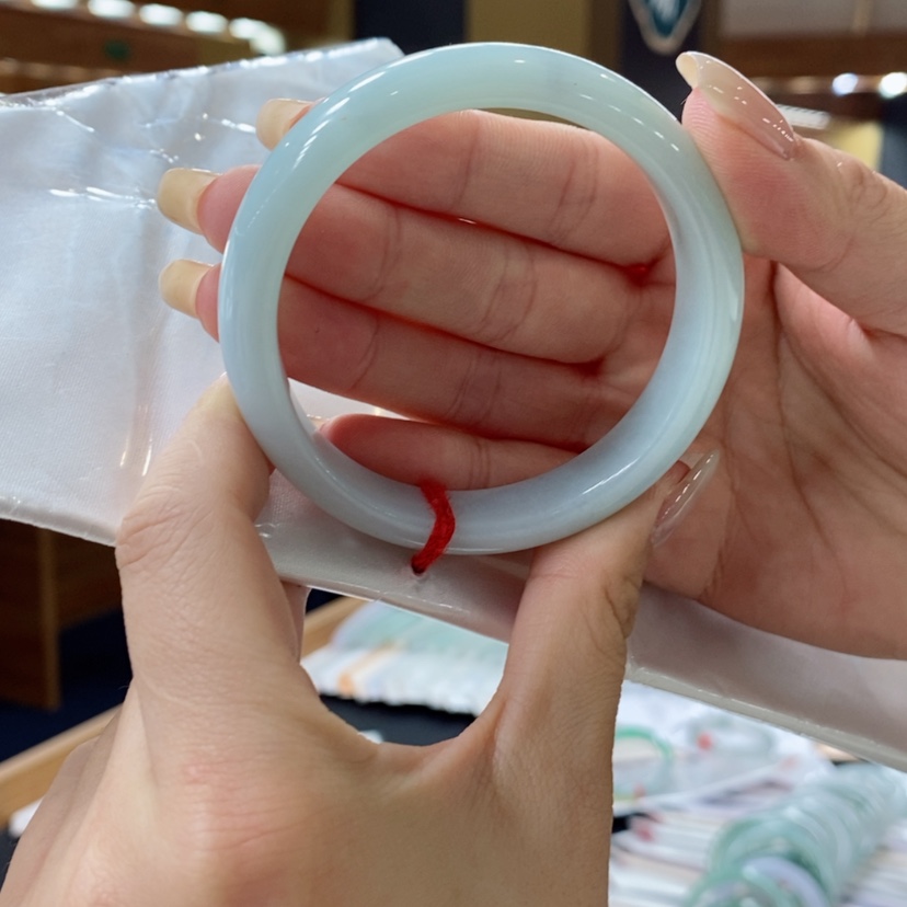 【闪购商品】翡翠手镯未镶嵌买断