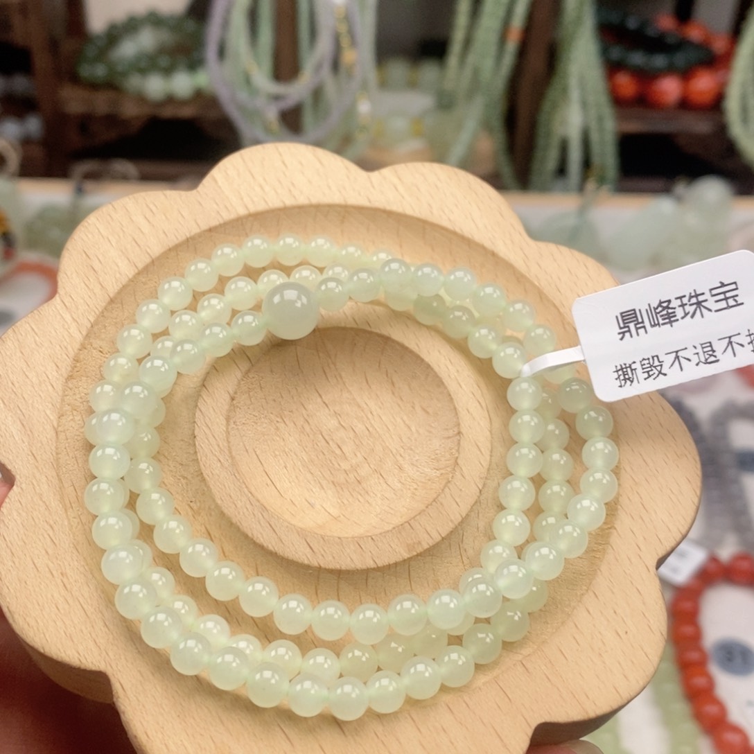 和田玉手链未镶嵌微瑕