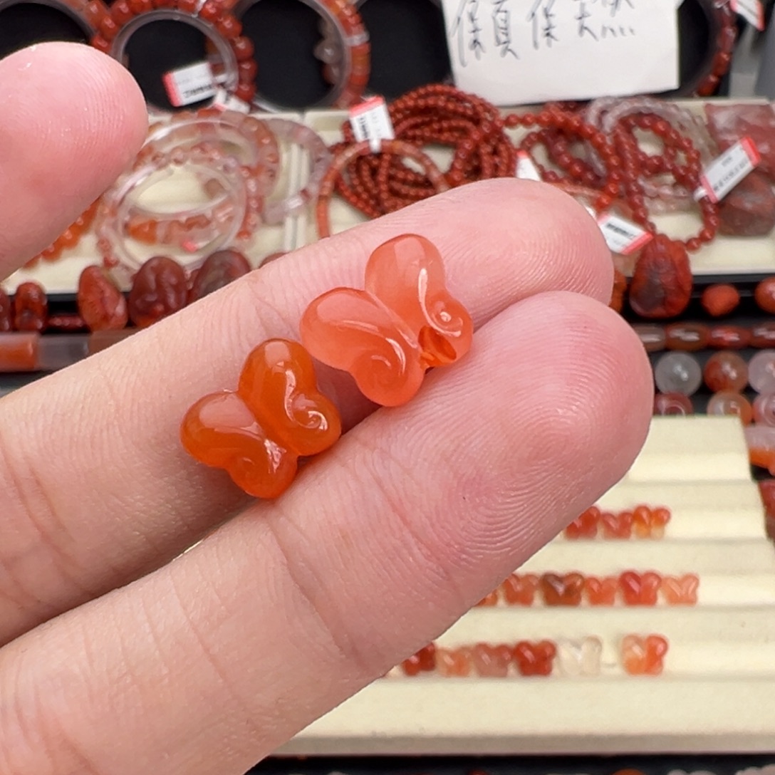 心***～南红玛瑙未镶嵌颈饰两颗