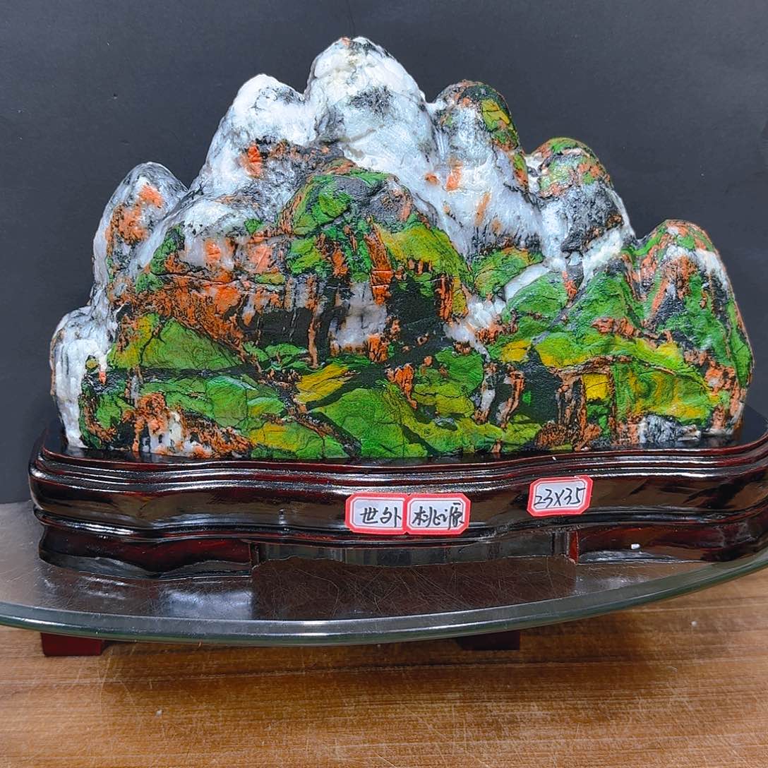 阳***城青海七彩石石头摆件