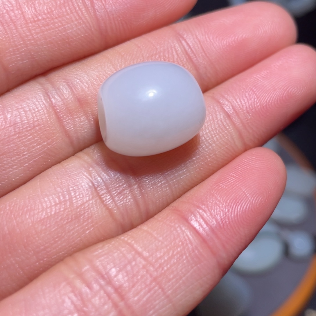 松***鼠和田玉未镶嵌吊坠(不含链)