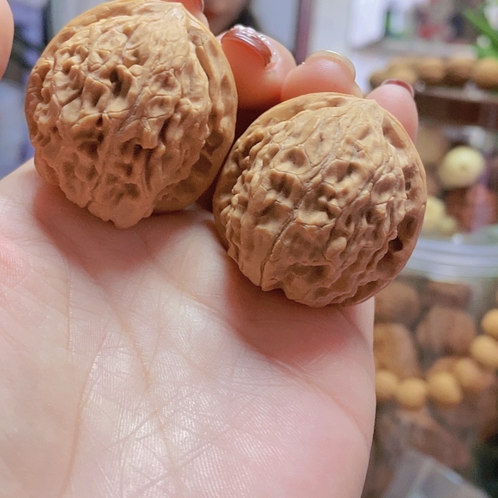【闪购商品】文玩核桃把件36.5金牛