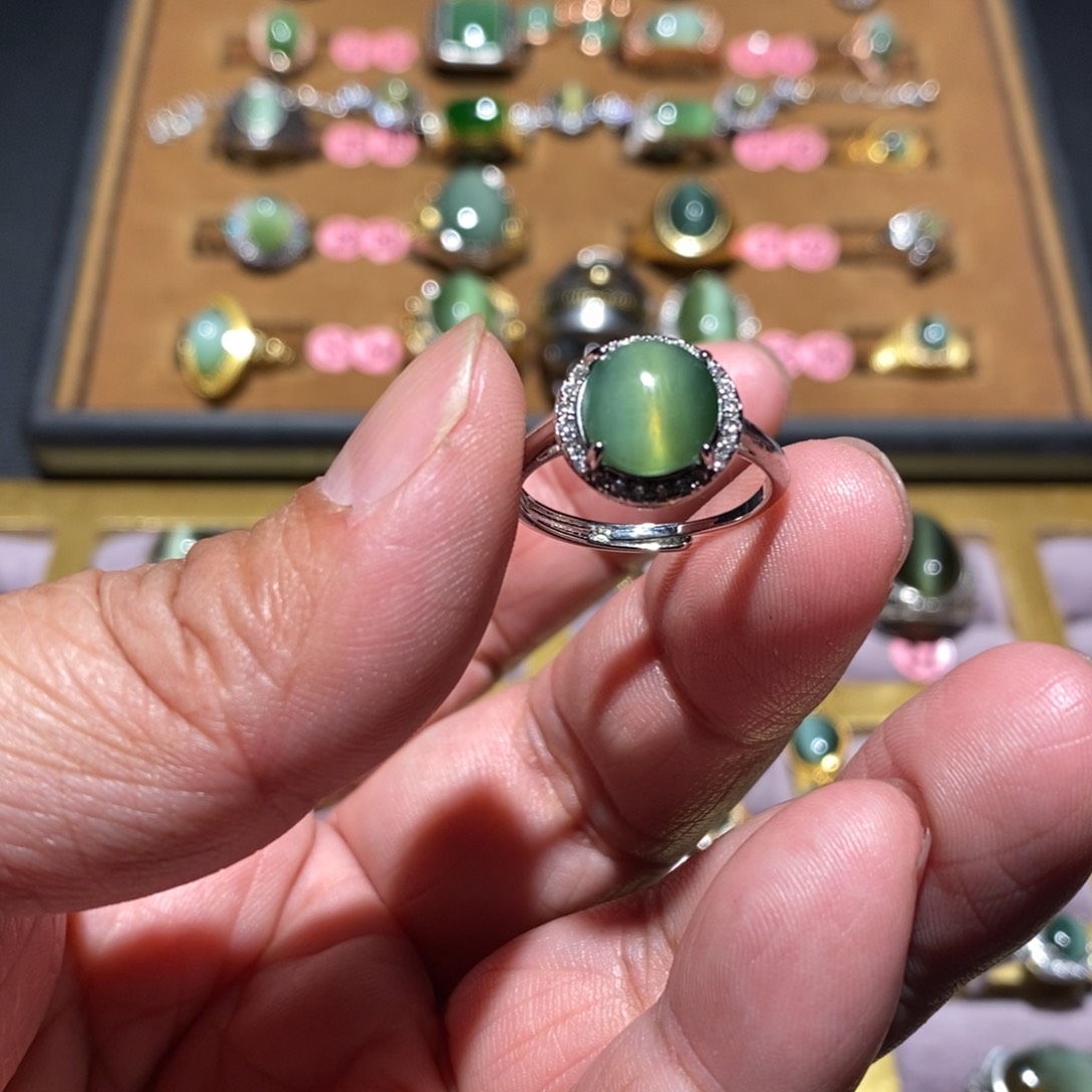 和田玉（碧玉）戒指未镶嵌