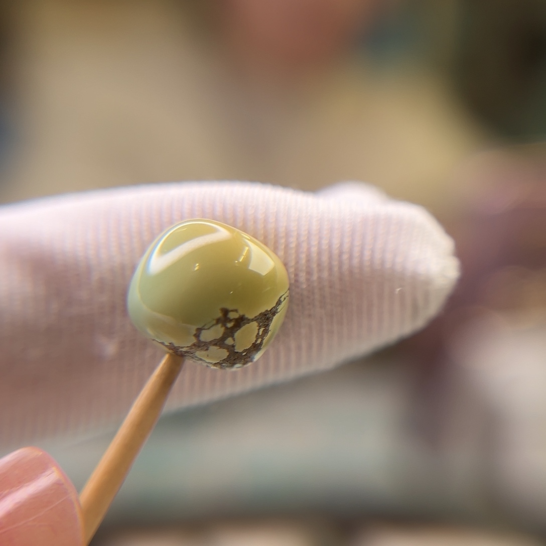 绿松石未镶嵌珠宝奇石10.8