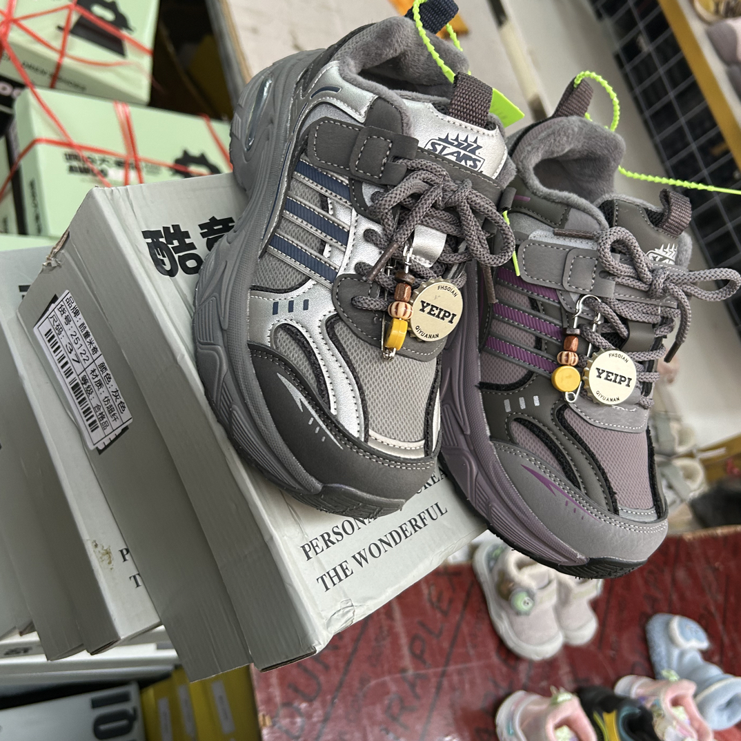 男女童冬季加绒二棉老爹鞋软底防滑魔术贴运动休闲保暖鞋