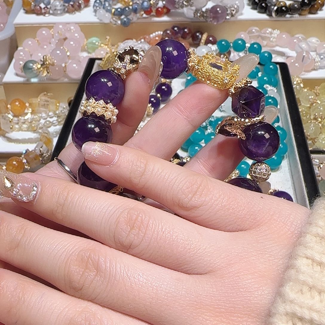 水晶手链未镶嵌?吧