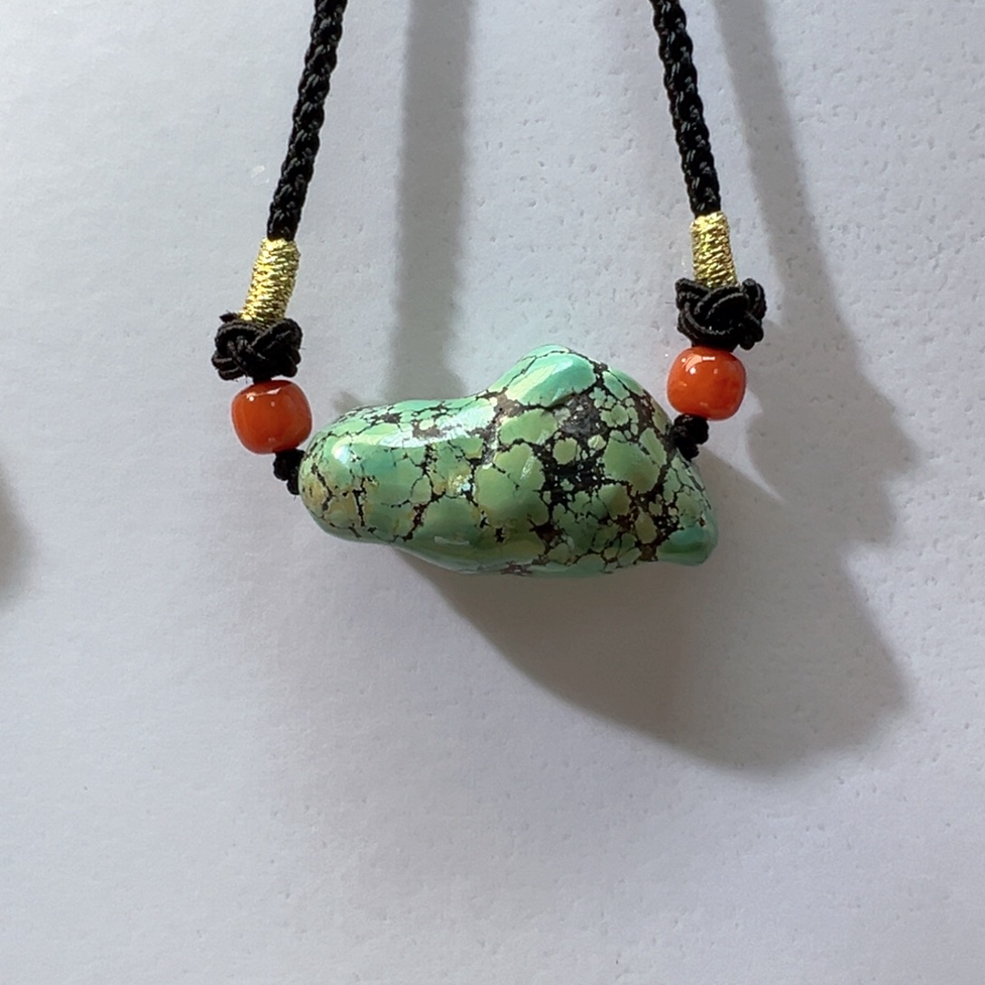 绿松石未镶嵌挂件