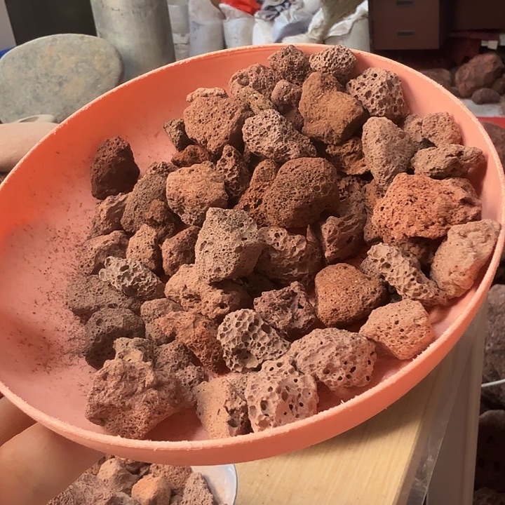 火山石颗粒红色5斤1到2厘米