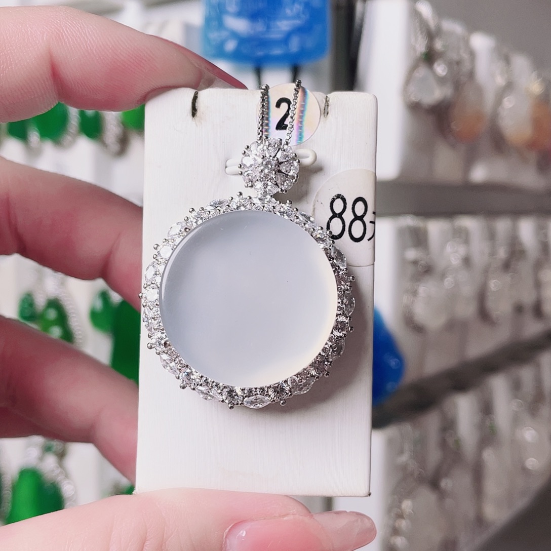 玛瑙/玉髓未镶嵌颈饰