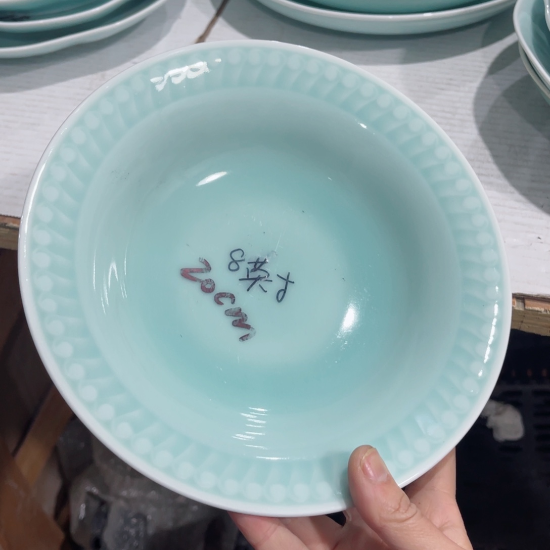 瓷片哈哈哈哈机会哈哈
